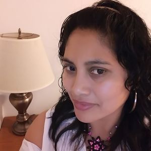 Meet your Posher, Lorena